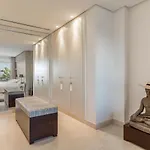 Nyaraló Penthouse Puerto Banus *