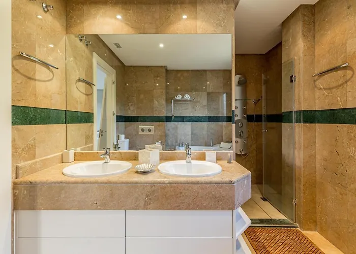 Penthouse Puerto Banus * Μαρμπέλλα